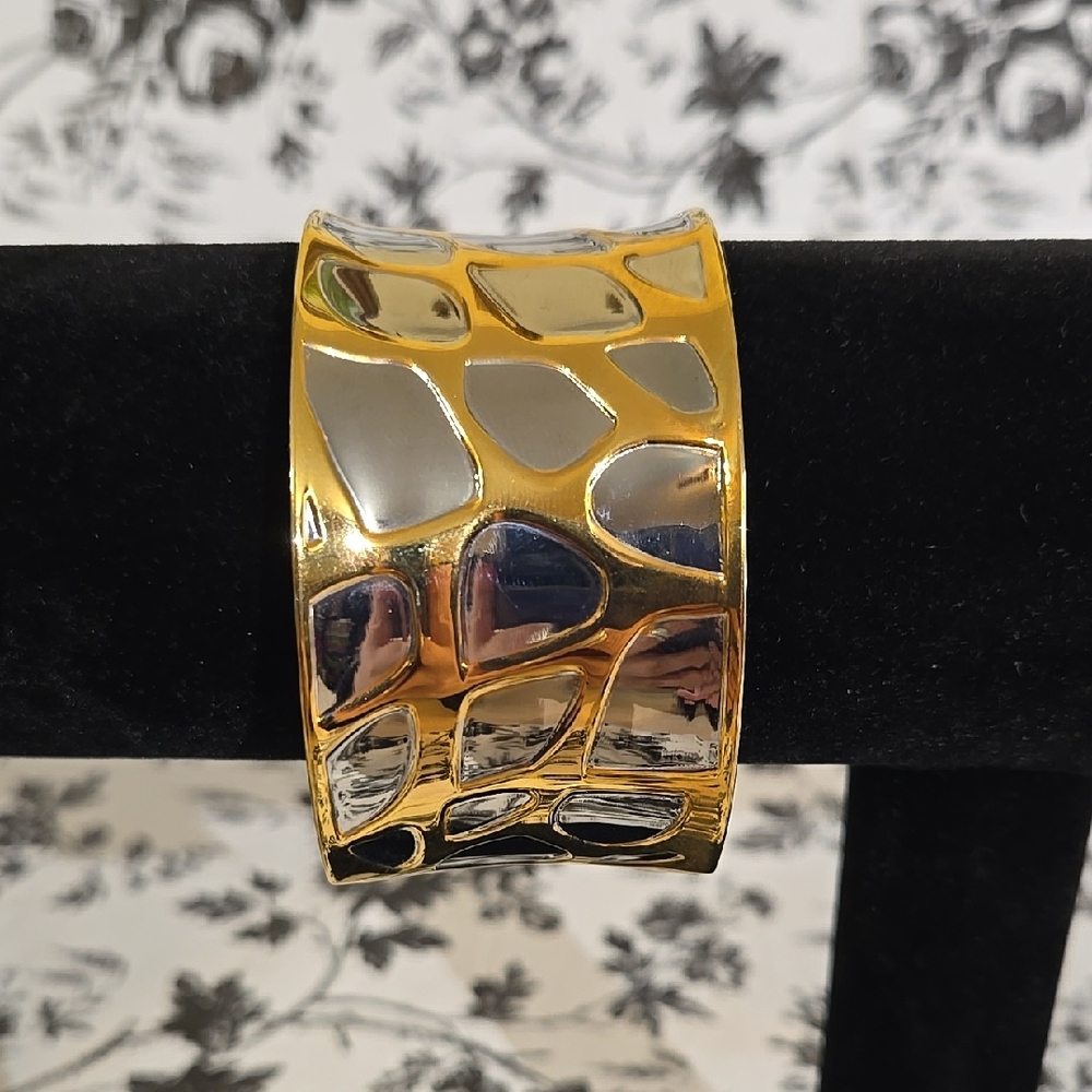 Gold and Silver Cuff Bracelet Sg2